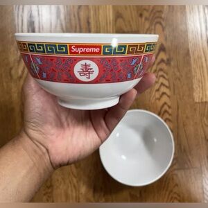 Supreme Ramen Bowl Set Comes With Two Bowls & Two Spoons